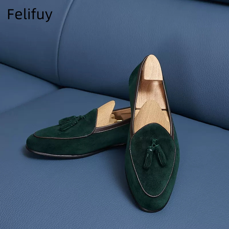Men Shoes Kinds - รองเท้าโลฟเฟอร์หนังวัวแท้สไตล์อิตาลีสำหรับผู้ชาย ดีไซน์พู่ห้อย ทำมือ สีเขียว หนังแท้ รองเท้าส้นแบน