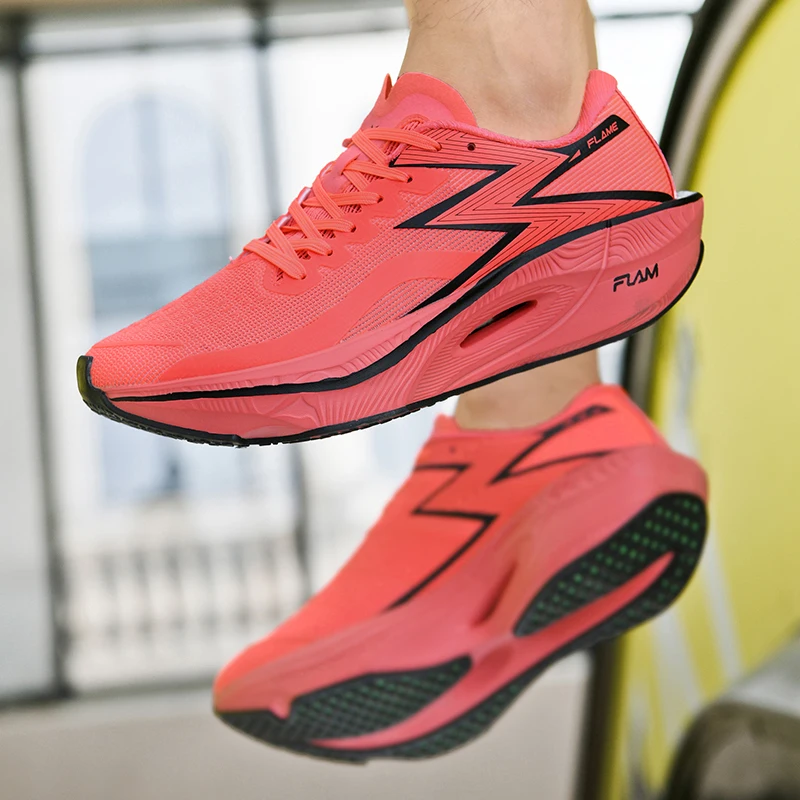 รองเท้าวิ่งคาร์บอนบอร์ด รุ่นพิ - Men Shoes Runners บทวิจารณ์และราคา